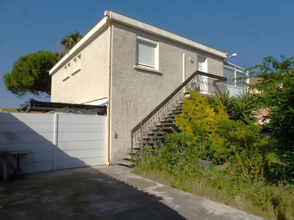 Immeuble de rapport à 250m de la plage !!