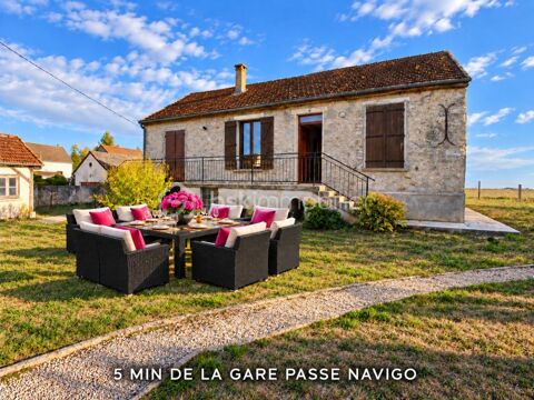   Belle affaire à saisir ! Charmante maison de 3 chambres avec sous-sol et grand terrain clos de 1 024 m², au calme absolu, à seul Maison - 4 pièce(s) - 83 m²