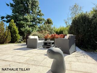  Maison � vendre 9 pi�ces 284 m�