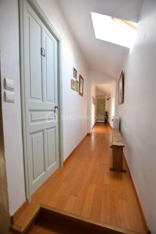  Maison  vendre 7 pices 210 m