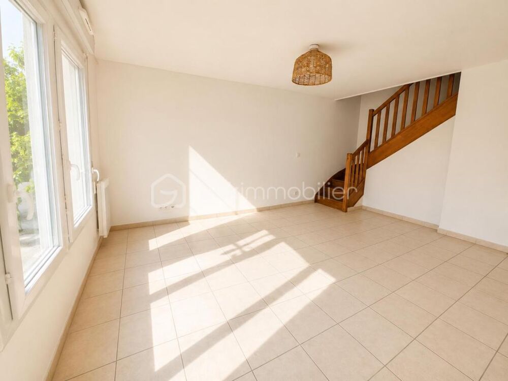 Vente Duplex/Triplex DPE C - 12 minutes à pied du RER A - Lumineux - Double parking Noisy le grand