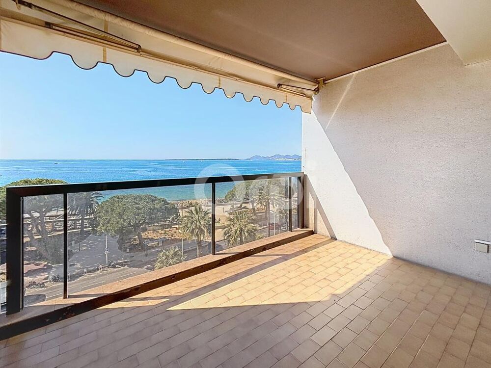 � vendre  Appartement Antibes (06600)