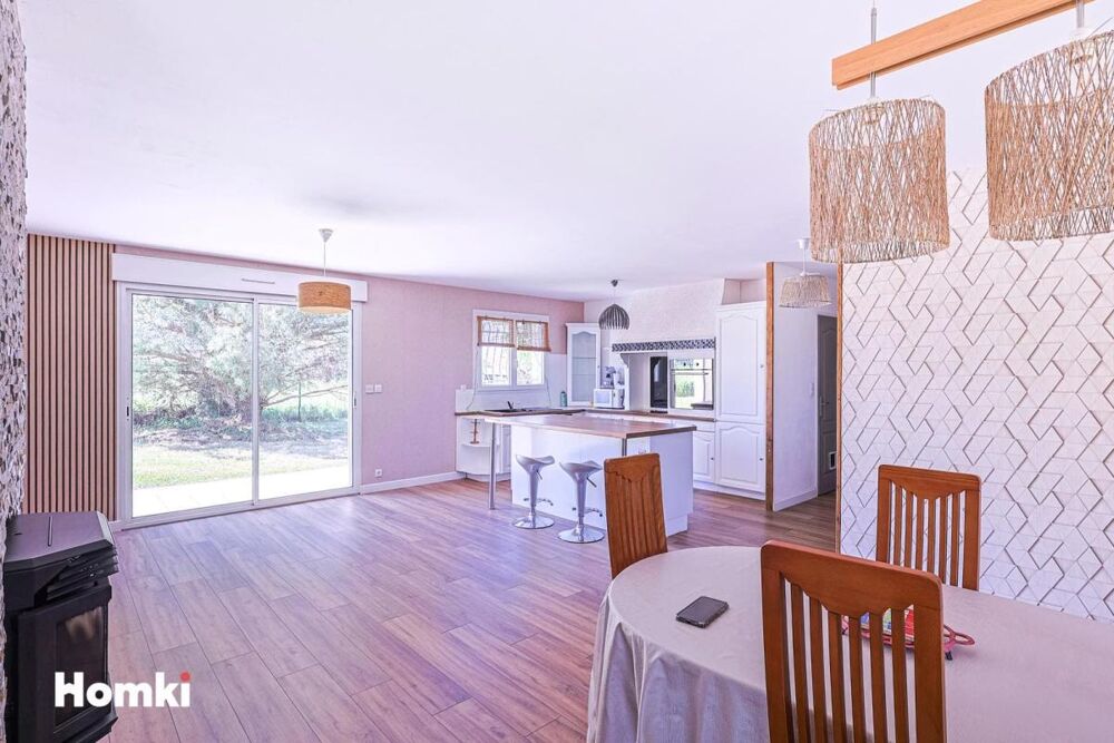 Maison/Villa T6 de 175 m² à Vacquiers 31340