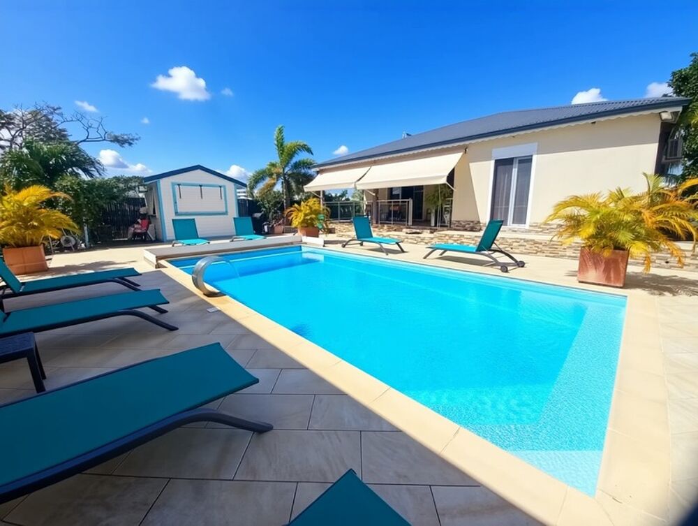 Vente Villa Ensemble immobilier, 2 villas avec piscine à vendre 6 pièces SAINTE ANNE GISSAC (971) Sainte anne