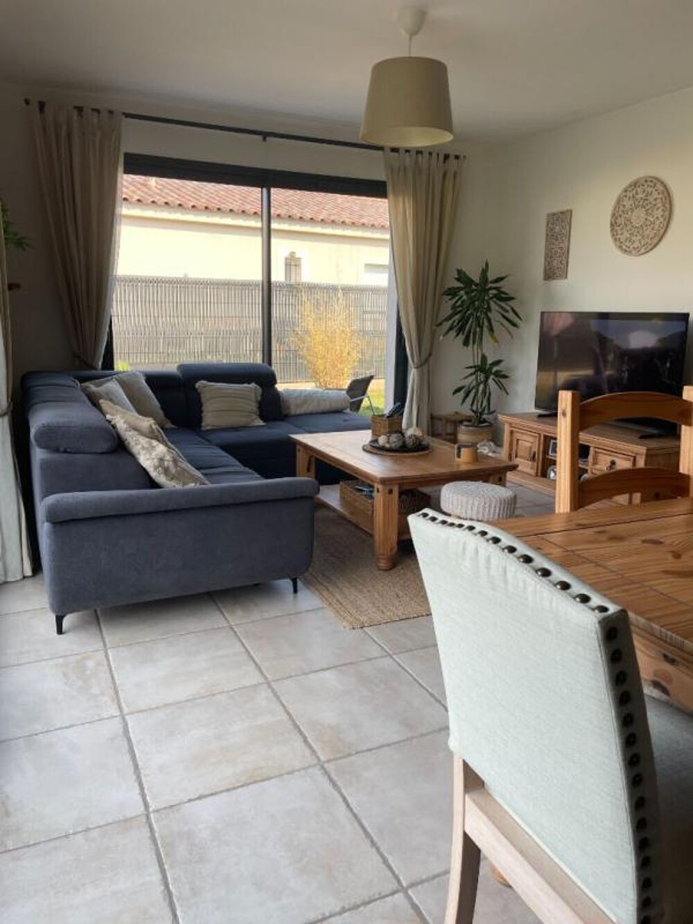 Vente Maison Maison de plain-pied avec vue dégagée , 4 chambres et Terrain de 544 m² Draguignan