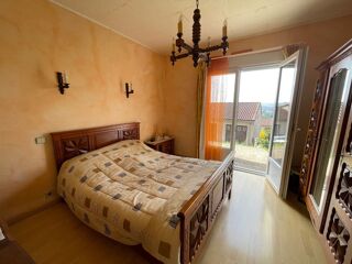  Maison  vendre 8 pices 195 m