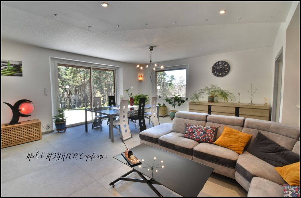 VEYNES : MAISON FAMILIALE DE 185 M² AU COEUR DE 12 211 M² ARBORÉS