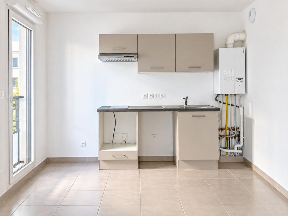Location Appartement T1 avec balcon et parking à MARSEILLE Marseille 10