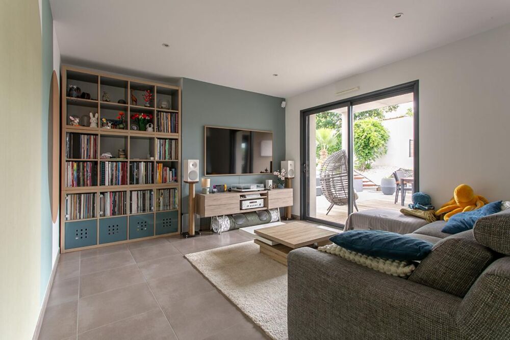 Vente Maison Maison Mouzillon 6 P . 4 Chs . Bureau . 138.77 M² . T 681 M² . Garage . Terrasse . Balcon Mouzillon