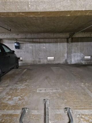  Parking / Garage � vendre 12 m�