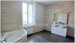  Immeuble à vendre 238 m²