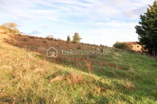  Terrain à vendre 617 m²