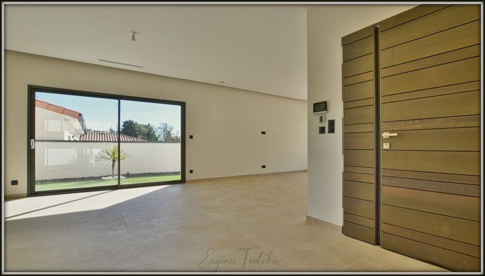 Villa contemporaine plain pied Pezenas