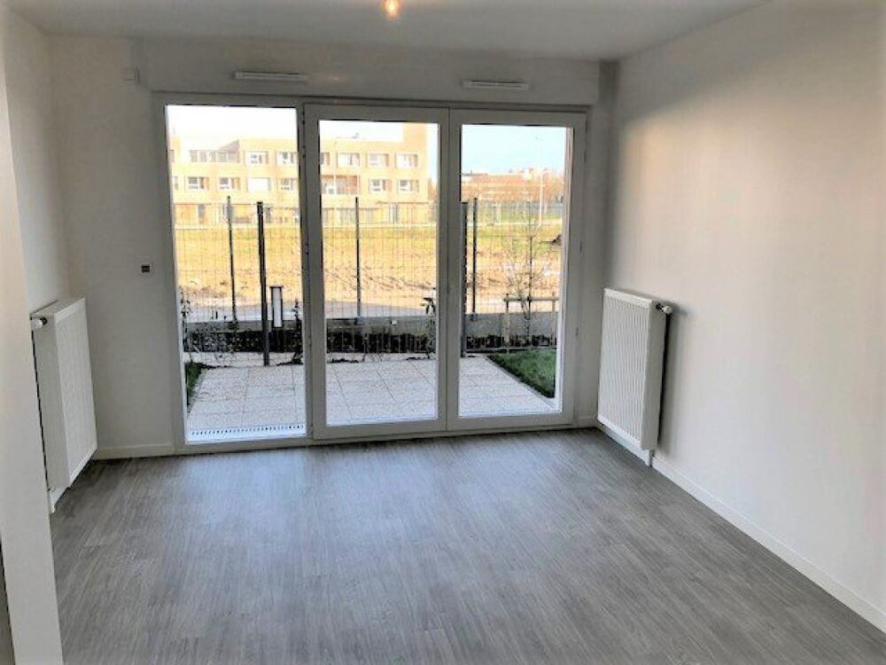 Location Appartement T2 avec parking, terrasse et jardin à BEZANNES Bezannes