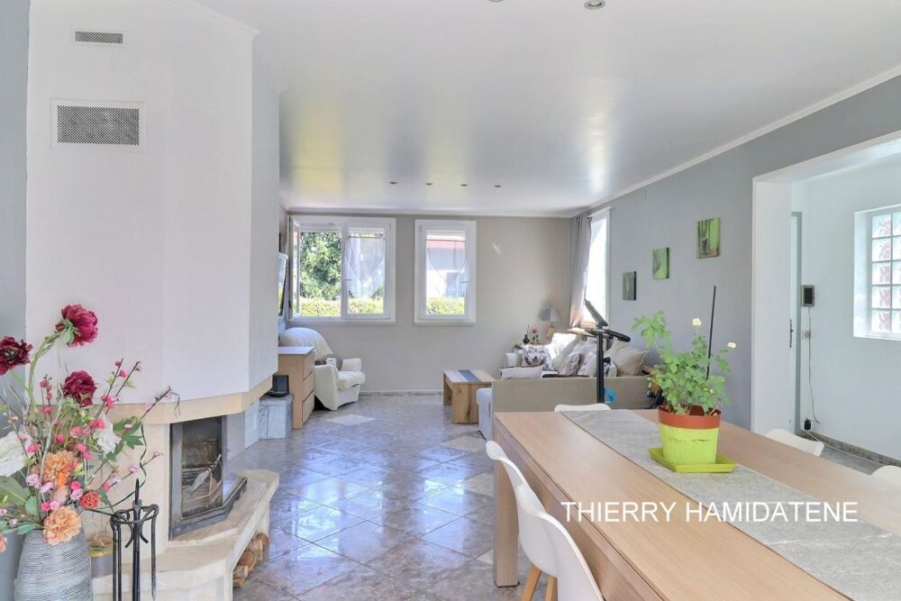 Vente Maison SECTEUR COLONIE 12MN A PIED DE LA GARE MAGNIFIQUE MAISON RENOVEE DE  156M2 6 PIECES 4 CHAMBRES S/SOL TOTAL  JARDIN FRUITIER ESPO Argenteuil