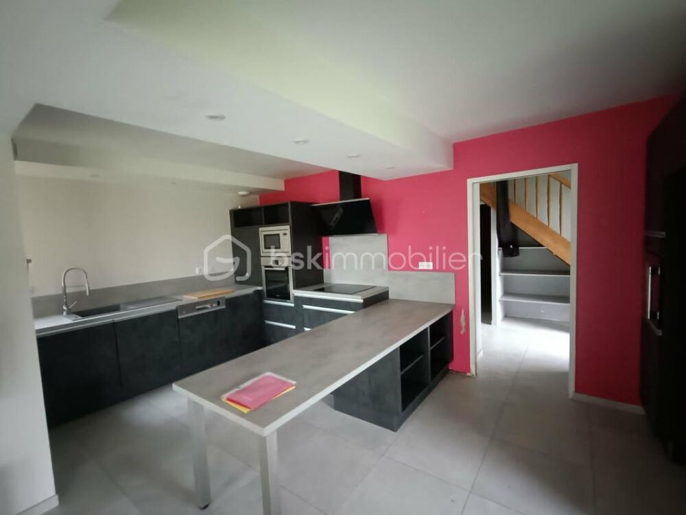 Vente Maison Belle Maison Rénovée en 2019 de 120 m2 et Grange de 200 m2 sise sur 3 877 m2 Carves
