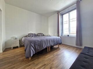  Immeuble � vendre 12 pi�ces 303 m�