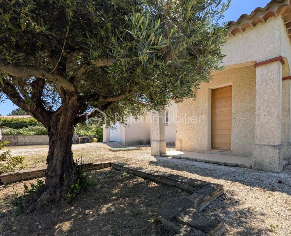 Villa 4 faces de plain-pied - 4 chambres - Terrain avec Piscine - Garage indépendant - Vue sur le Canigou