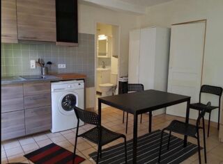 Appartement à louer 1 pièce 21 m²