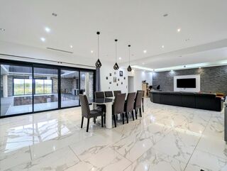  Maison � vendre 6 pi�ces 332 m�