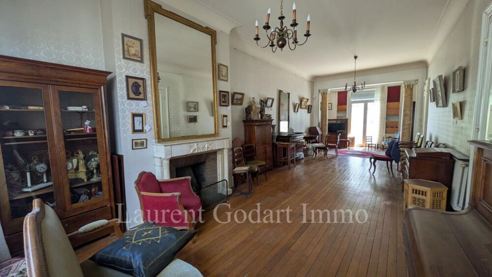 Bordeaux St Genès - Maison 9 pièces 227m² avec extérieur