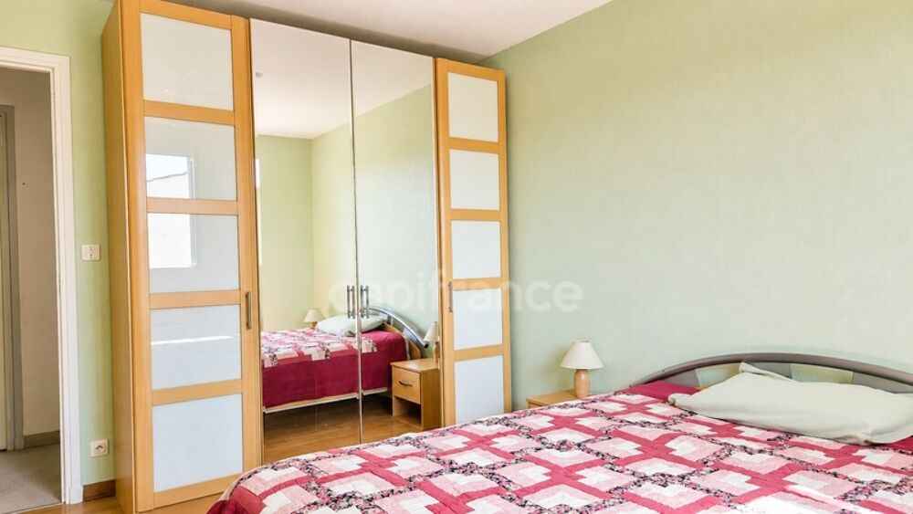 Vente Appartement Appartement à vendre 3/4 pièces et possibilité garage LA LONDE LES MAURES  CENTRE VILLE (83) La londe les maures