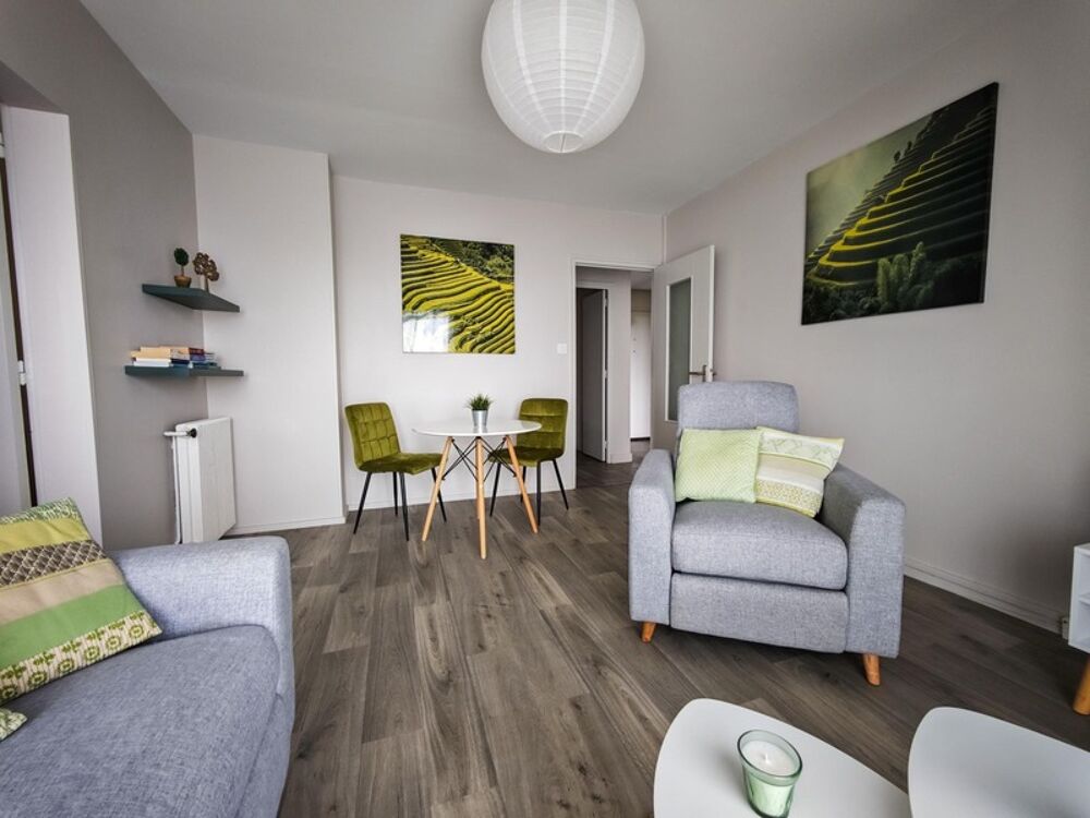 Vente Appartement CHOLET – Appartement lumineux 2 chambres avec vue panoramique, balcon, cave et parking sécurisé Cholet