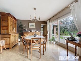  Propriété/château à vendre 6 pièces 159 m²