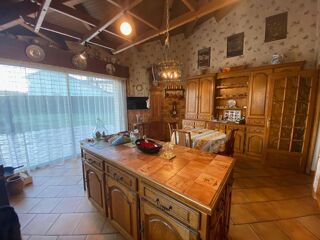  Maison � vendre 7 pi�ces 303 m�