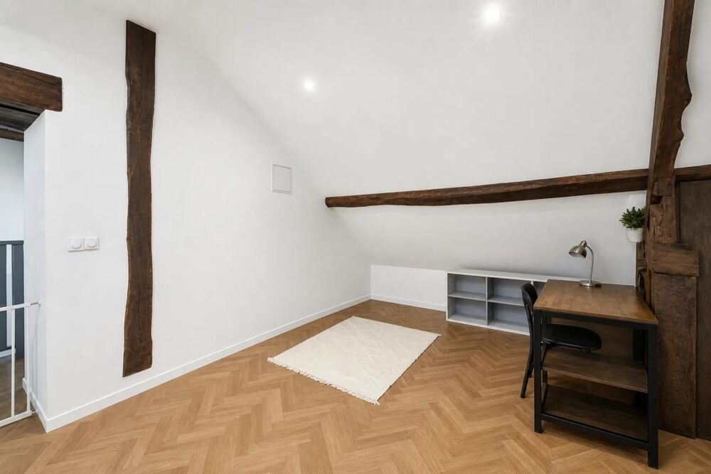 Maison de 6 pièces de 205 m² à Usinens