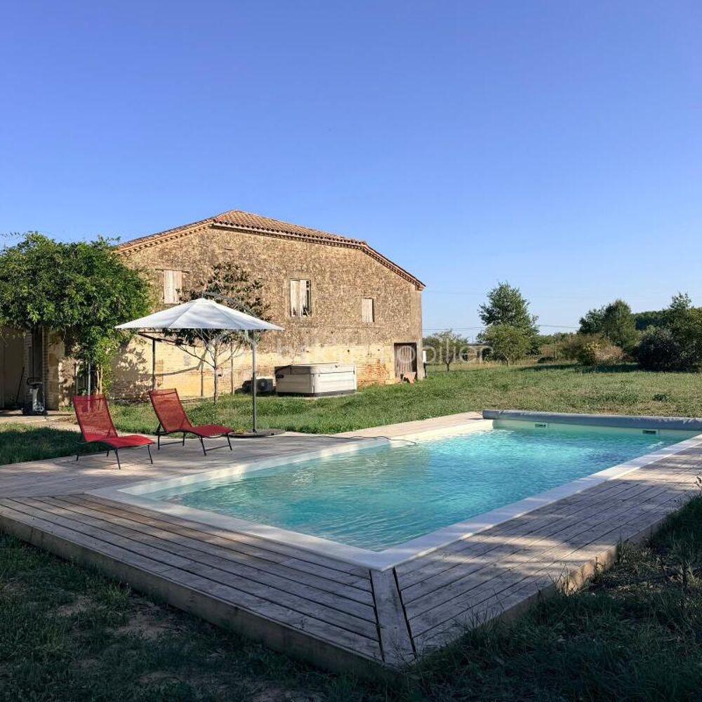 Grande maison en pierres avec piscine, grange et ancien séchoir