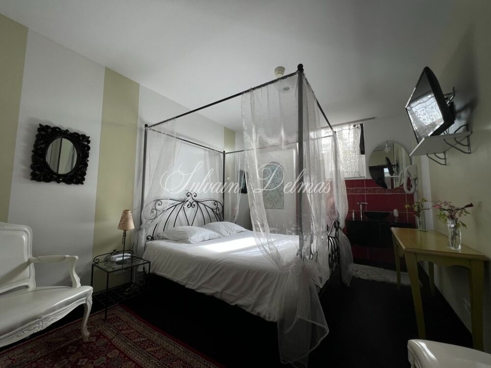 à vendre  Propriété/château Poitiers (86000)