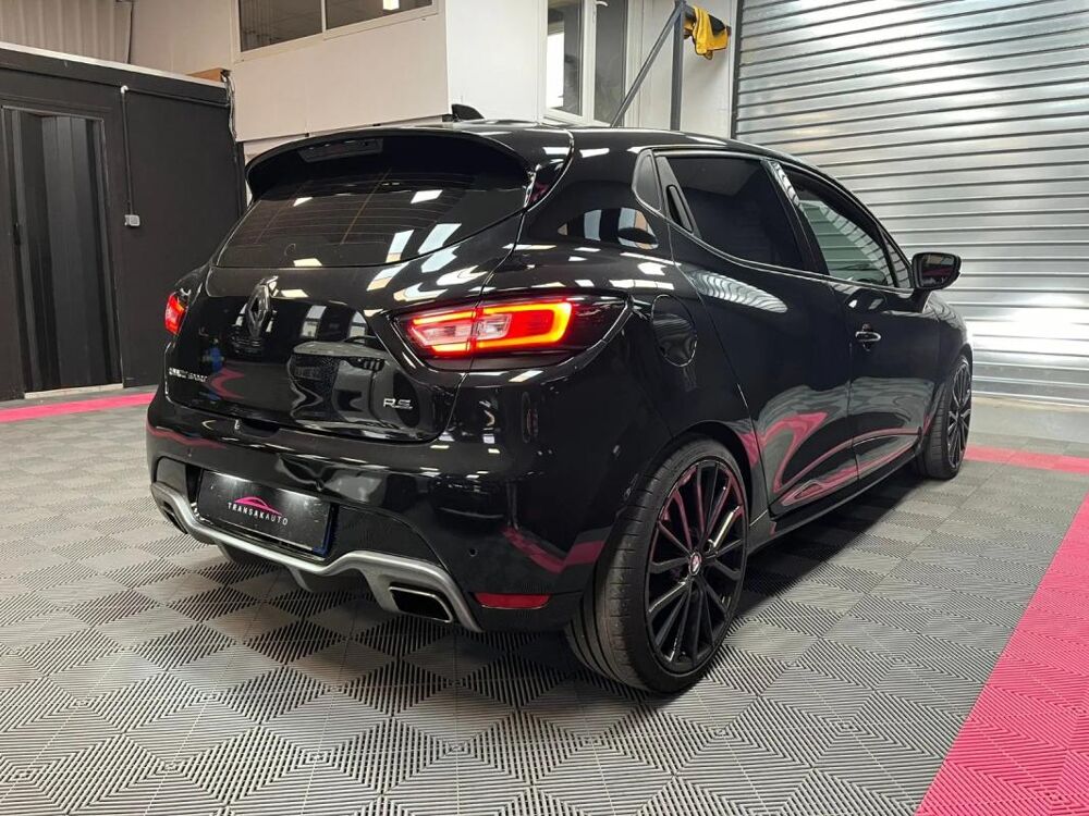 Clio IV 1.6 Turbo 220 Energy RS Trophy EDC 2017 occasion 06700 Saint Laurent Du Var