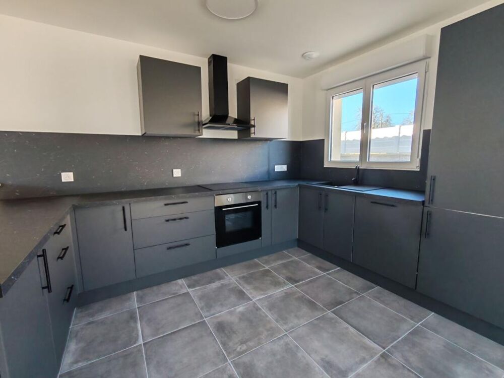 Maison neuve de plain pied de 101 m2 secteur Civray, 3 chambres, jardin