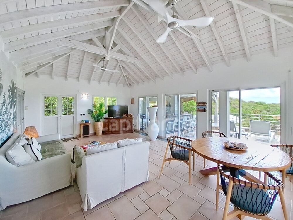 SUPERBE VILLA AVEC VUE MER PANORAMIQUE À VENDRE SUR LES JARDINS DE LA BAIE ORIENTALE, SAINT-MARTIN (97150)