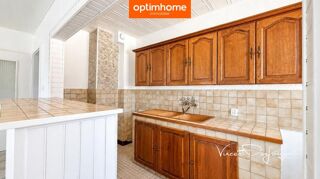  Immeuble à vendre 15 + pièces 437 m²