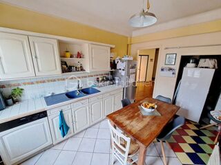  Appartement à vendre 4 pièces 146 m²
