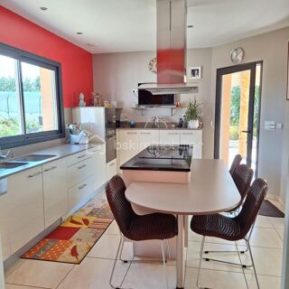  Maison à vendre 8 pièces 166 m²