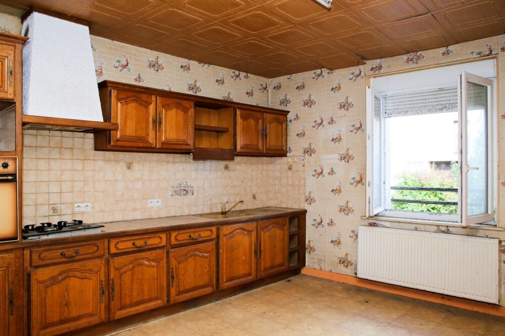 Vente Maison A proximité de la Belgique et du Luxembourg MAISON DE VILLAGE 5 PIECES  164 m² À RÉNOVER – BEAU POTENTIEL ! Milly sur bradon