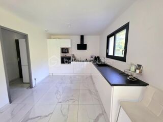  Villa  vendre 4 pices 92 m