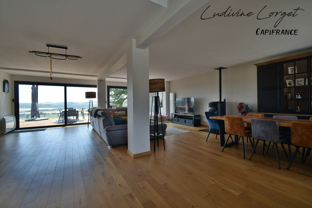 Proche Nogent-LArtaud (8min) Chezy-Sur-Marne (6min) Maison traditionnelle de 200 m² - Vue panoramique  5 chambres- Grande pièc