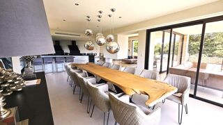  Propriété/château à vendre 8 pièces 608 m²