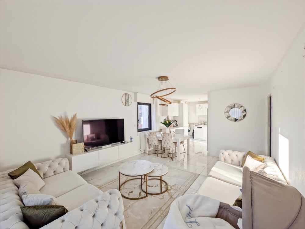 Dpt Haute Savoie (74), à vendre THONON-LES-BAINS - Lumineux T3 de 63m² avec double balcon  Secteur très recherché