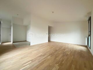  Duplex/triplex  vendre 4 pices 91 m