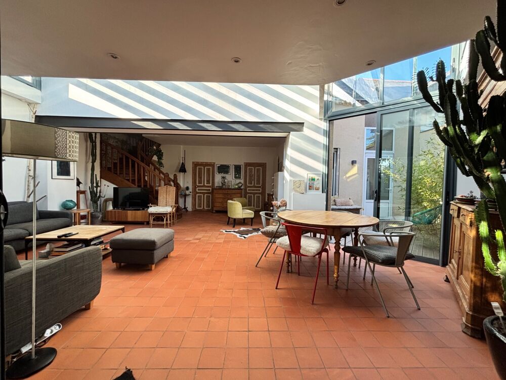 Vente Maison MÛRS-ÉRIGNÉ – CHARME, VOLUMES ET 5 GRANDES CHAMBRES Murs erigne