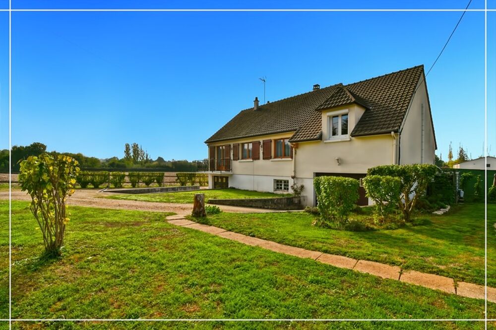 Maison à vendre 4 pièces INEUIL (18) Pavillon 95 m²  4 pièces  Proche Lignières