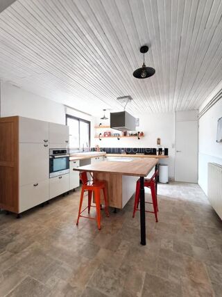  Maison à vendre 11 pièces 283 m²