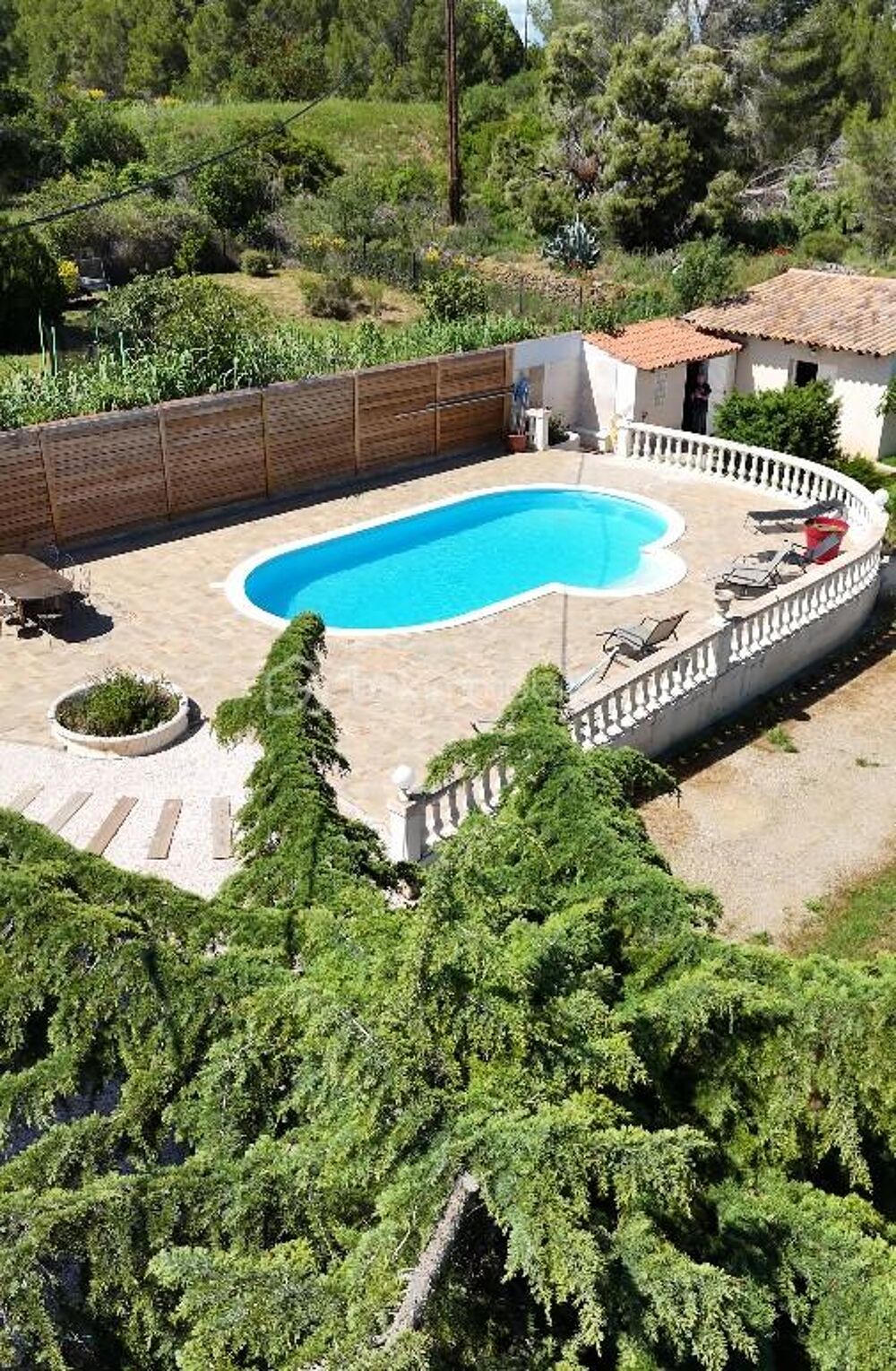 Maison rénovée de 280 m² avec piscine  Idéale grande famille ou activité professionnelle