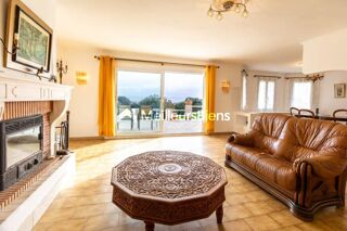  Maison  vendre 5 pices 195 m