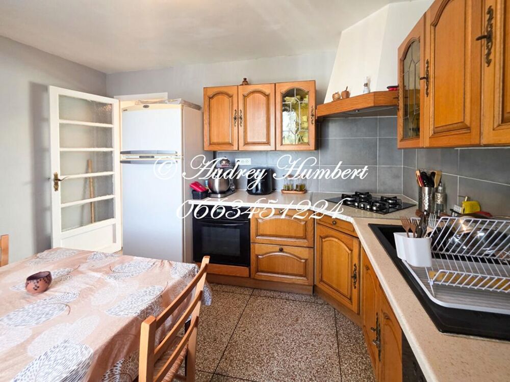 Vente Appartement EXCLUSIVITE FORCALQUIER, proche centre-ville, APPARTEMENT T5, 109 M² avec balcon Forcalquier